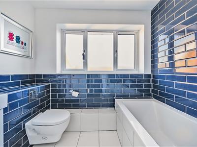 Family Bathroom: